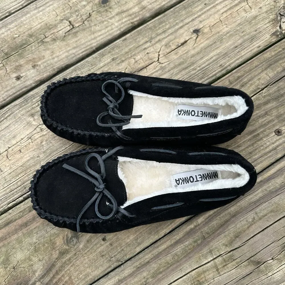 Minnetonka Moccasins Womens Size 9 Black Suede Faux Fur Fuzzy Slip On Loafers